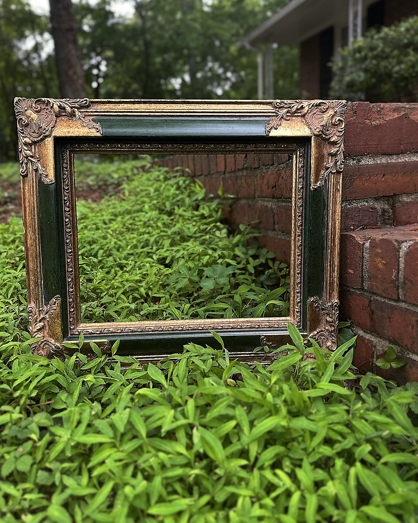 14x11 Vintage Regal Green & Gold