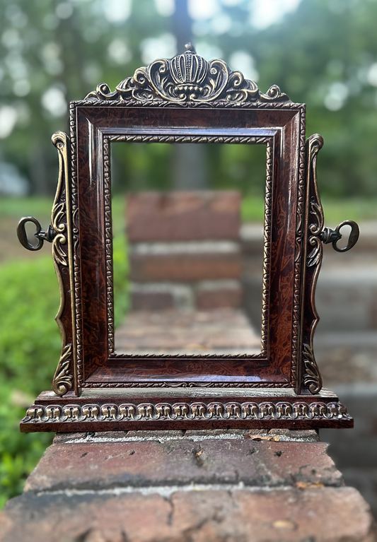 4x6 Vintage Ornate Swivel
